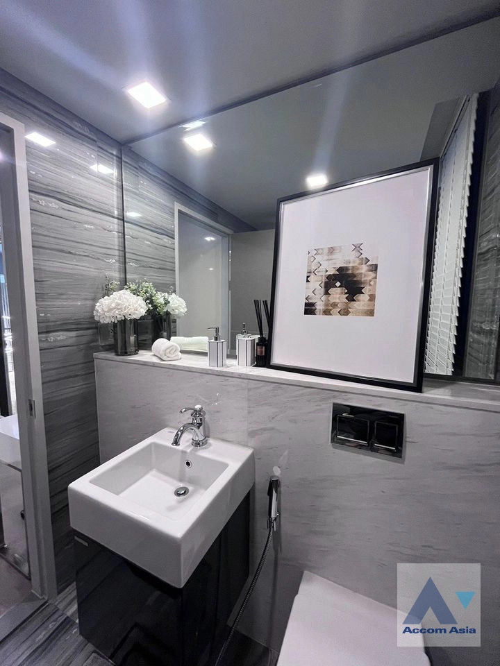 unitDuplex Condo, Pet friendly |  3 Bedrooms  Condominium For Rent in Sukhumvit, Bangkok  near BTS Phrom Phong (AA42036)