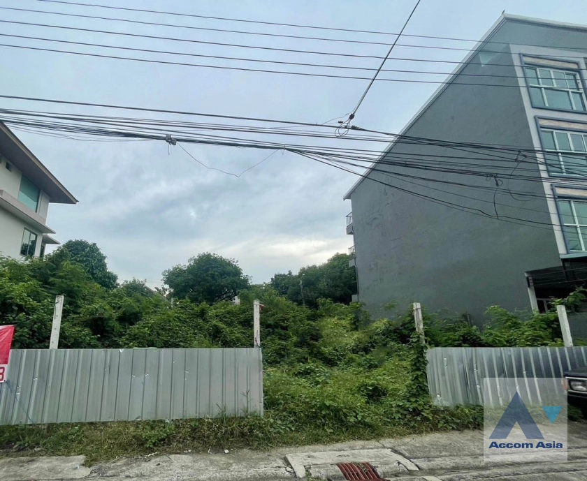  1  Land for rent and sale in Sukhumvit ,Bangkok BTS Punnawithi AA42076