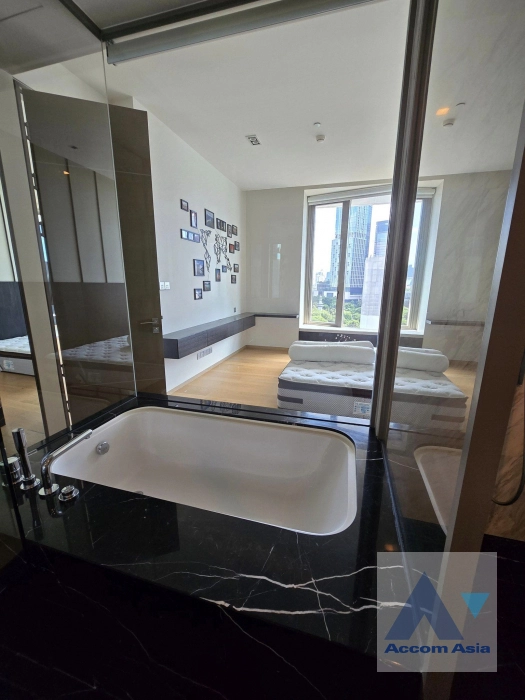 6  1 br Condominium for rent and sale in Silom ,Bangkok BTS Sala Daeng at Saladaeng One Condominium AA42088