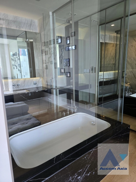 7  1 br Condominium for rent and sale in Silom ,Bangkok BTS Sala Daeng at Saladaeng One Condominium AA42088