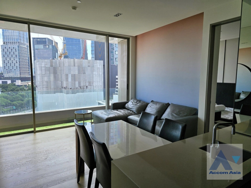 unit 1 Bedroom  Condominium For Rent & Sale in Silom, Bangkok  near BTS Sala Daeng (AA42088)
