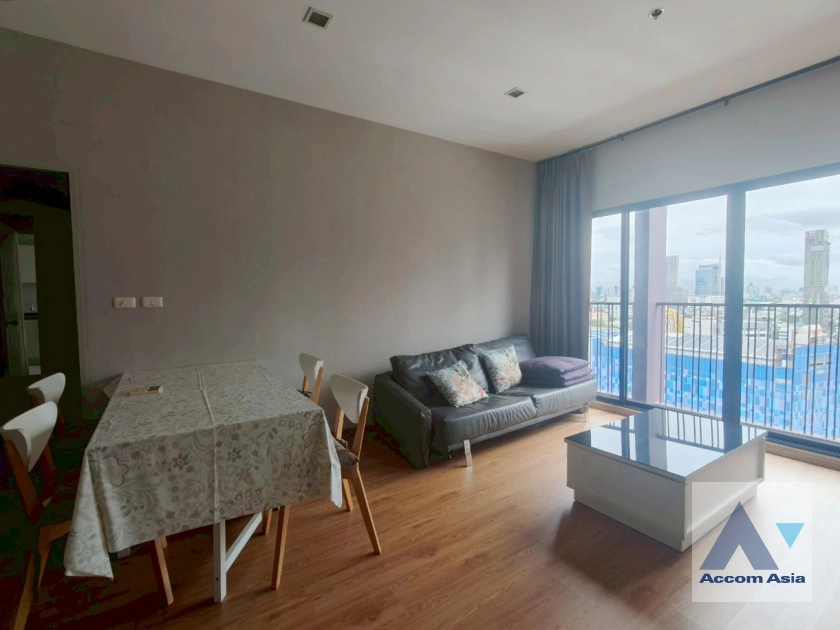 unit 2 Bedrooms  Condominium For Rent & Sale in Sukhumvit, Bangkok  near BTS Ekkamai (AA42092)