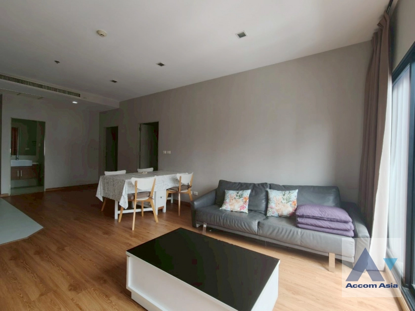 unit 2 Bedrooms  Condominium For Rent & Sale in Sukhumvit, Bangkok  near BTS Ekkamai (AA42092)