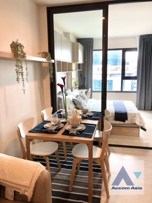 unitFully Furnished |  1 Bedroom  Condominium For Rent in Ploenchit, Bangkok  near BTS Ploenchit (AA42095)
