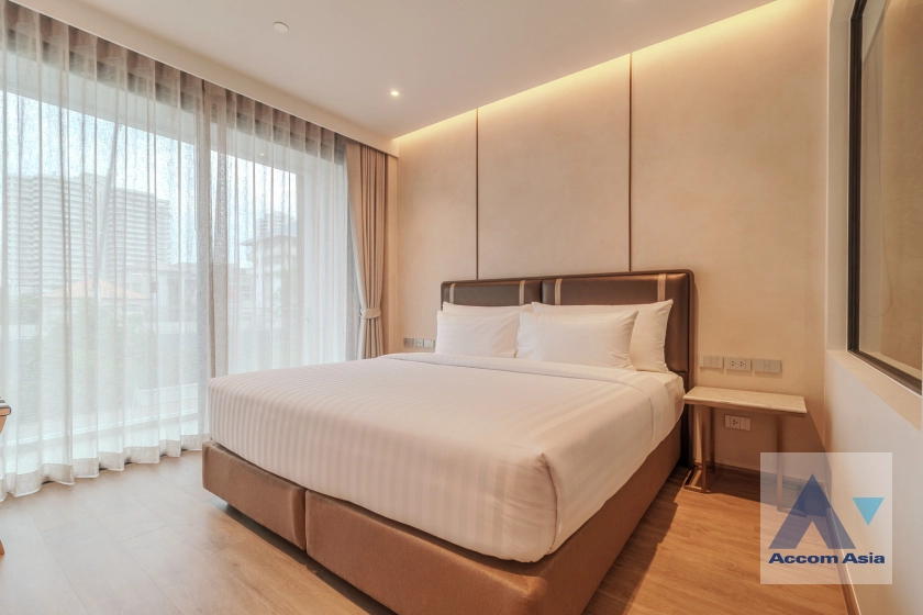7  2 br Apartment for rent and sale in Sukhumvit ,Bangkok BTS Phrom Phong at Luxury Brand New Low-Rise Apartment, near BTS AA42097