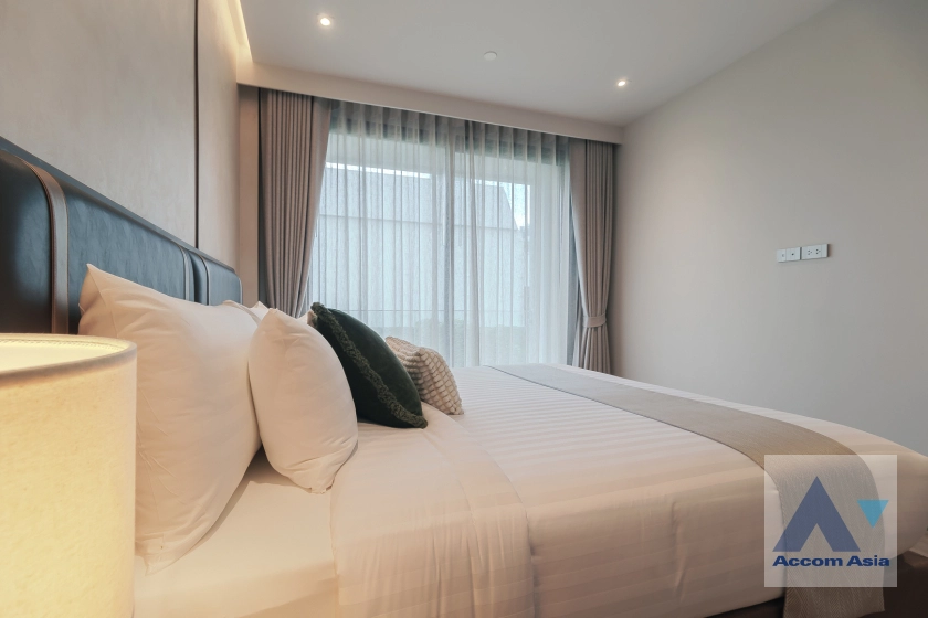 10  3 br Apartment for rent and sale in Sukhumvit ,Bangkok BTS Phrom Phong at Luxury Brand New Low-Rise Apartment, near BTS AA42098