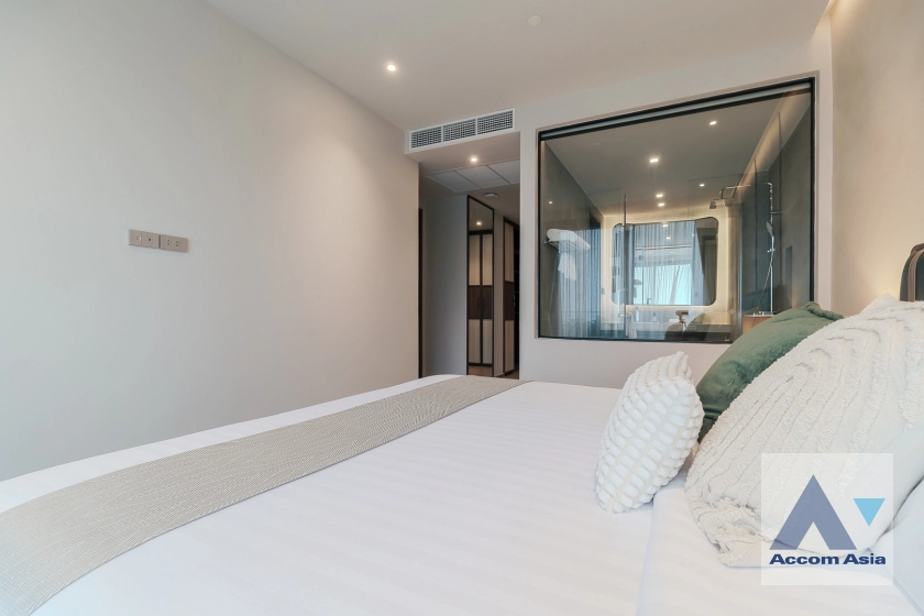 12  3 br Apartment for rent and sale in Sukhumvit ,Bangkok BTS Phrom Phong at Luxury Brand New Low-Rise Apartment, near BTS AA42098