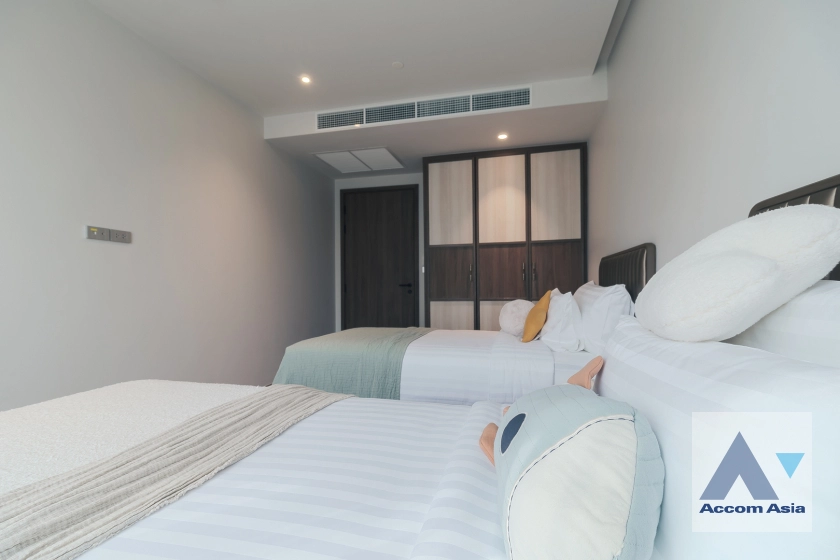 17  3 br Apartment for rent and sale in Sukhumvit ,Bangkok BTS Phrom Phong at Luxury Brand New Low-Rise Apartment, near BTS AA42098