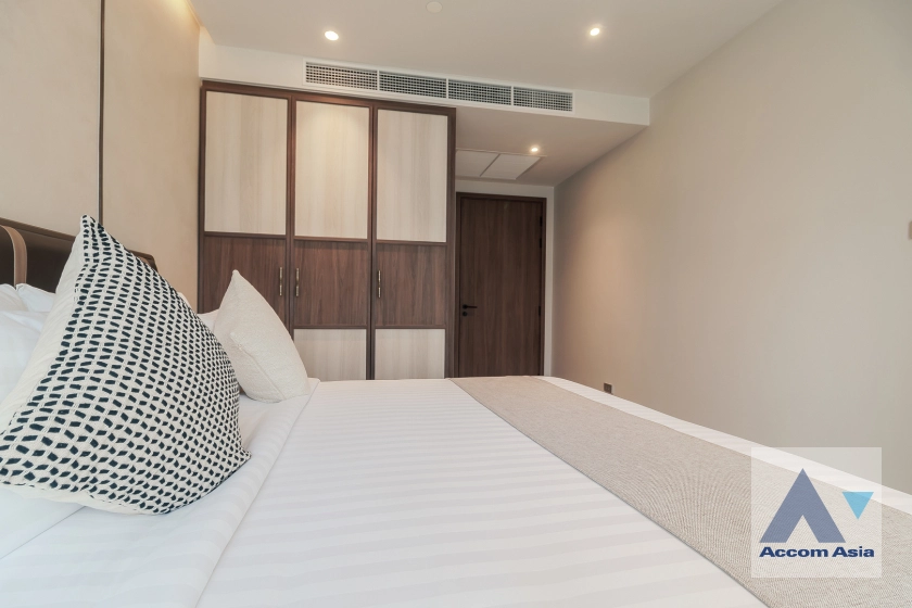 21  3 br Apartment for rent and sale in Sukhumvit ,Bangkok BTS Phrom Phong at Luxury Brand New Low-Rise Apartment, near BTS AA42098