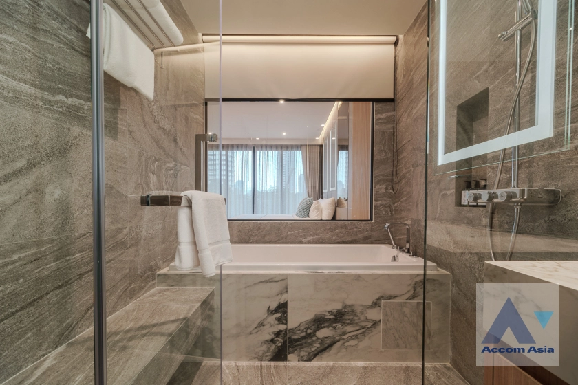 21  3 br Apartment for rent and sale in Sukhumvit ,Bangkok BTS Phrom Phong at Luxury Brand New Low-Rise Apartment, near BTS AA42099