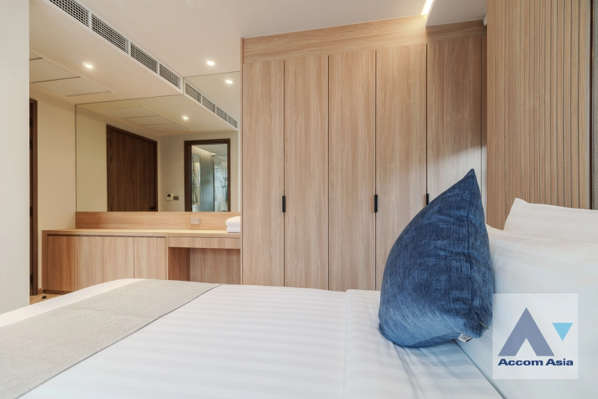 25  3 br Apartment for rent and sale in Sukhumvit ,Bangkok BTS Phrom Phong at Luxury Brand New Low-Rise Apartment, near BTS AA42099