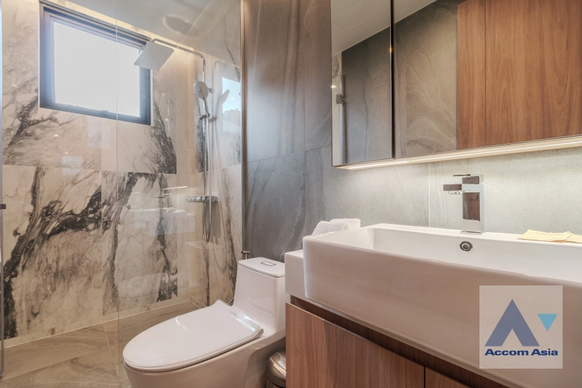 26  3 br Apartment for rent and sale in Sukhumvit ,Bangkok BTS Phrom Phong at Luxury Brand New Low-Rise Apartment, near BTS AA42099