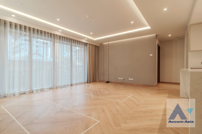  Luxury Brand New Low-Rise Apartment, near BTS Apartment  3 Bedroom for Rent BTS Phrom Phong in Sukhumvit Bangkok