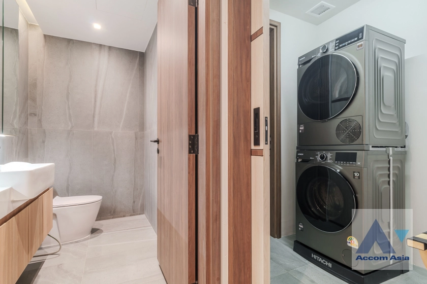 5  3 br Apartment For Rent in Sukhumvit ,Bangkok BTS Phrom Phong at Luxury Brand New Low-Rise Apartment, near BTS AA42101