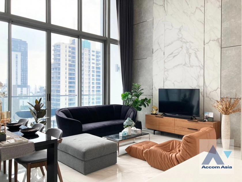 Penthouse |  HYDE Sukhumvit 11 Condominium  3 Bedroom for Rent BTS Nana in Sukhumvit Bangkok