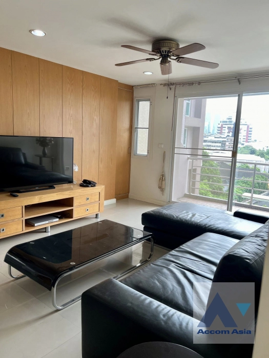Serene Place Condominium  1 Bedroom for Sale BTS Phrom Phong in Sukhumvit Bangkok