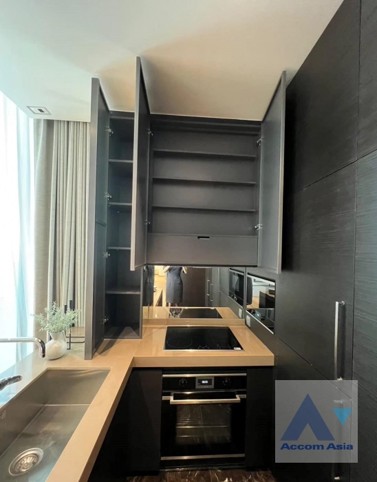 6  2 br Condominium for rent and sale in Ploenchit ,Bangkok BTS Chitlom at 28 Chidlom AA42116