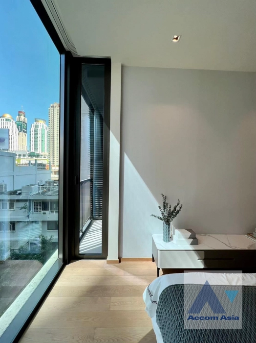 11  2 br Condominium for rent and sale in Ploenchit ,Bangkok BTS Chitlom at 28 Chidlom AA42116