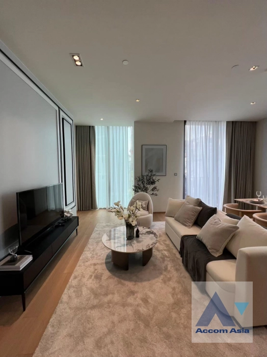 unit 2 Bedrooms  Condominium For Rent & Sale in Ploenchit, Bangkok  near BTS Chitlom (AA42116)
