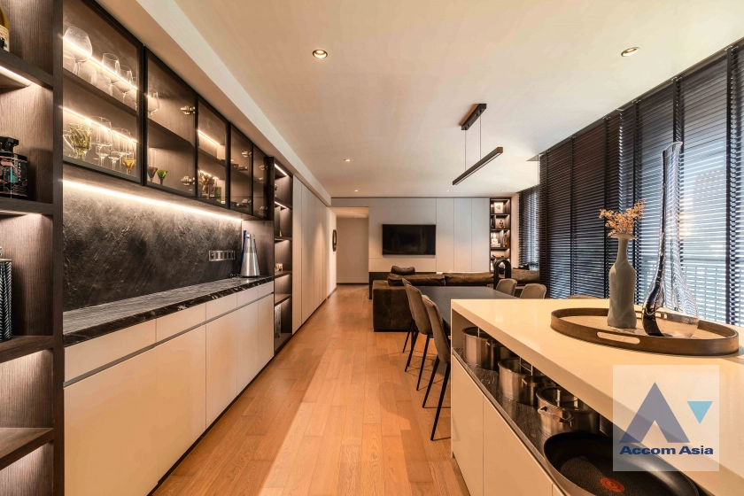 4  3 br Condominium For Rent in Ploenchit ,Bangkok BTS Ratchadamri - MRT Silom at Klass Sarasin-Rajdamri AA42119