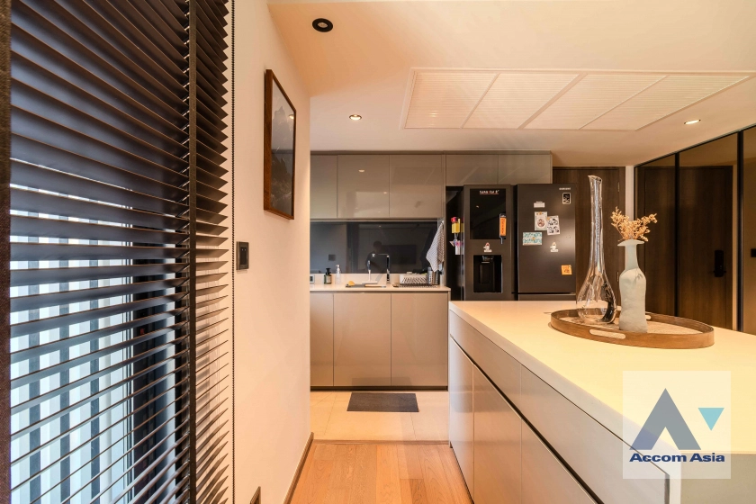 6  3 br Condominium For Rent in Ploenchit ,Bangkok BTS Ratchadamri - MRT Silom at Klass Sarasin-Rajdamri AA42119