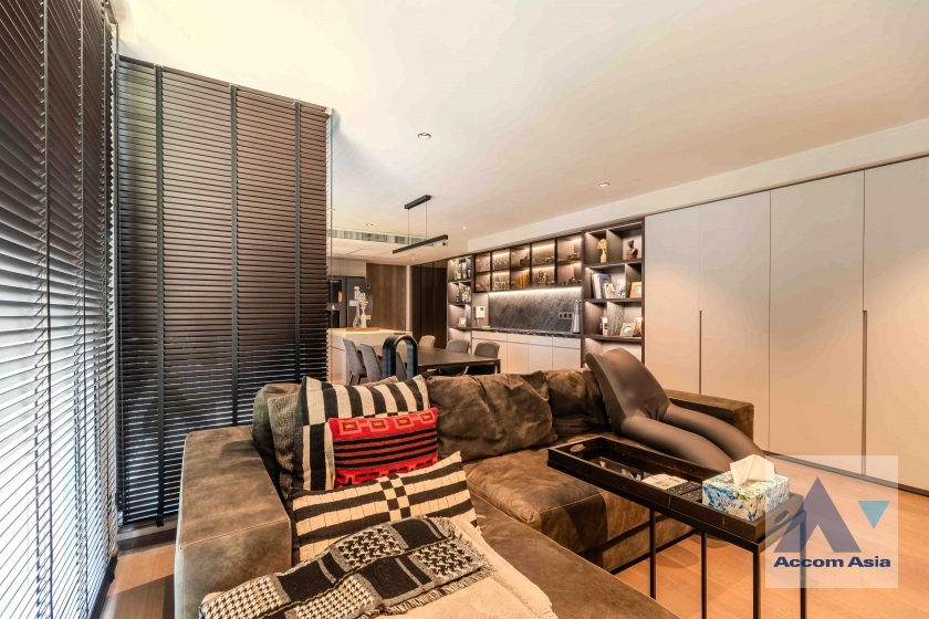  1  3 br Condominium For Rent in Ploenchit ,Bangkok BTS Ratchadamri - MRT Silom at Klass Sarasin-Rajdamri AA42119