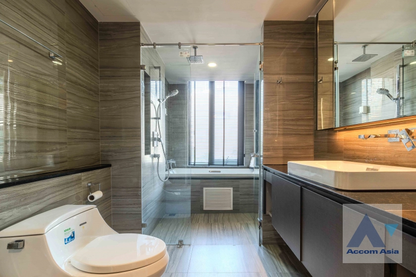 12  3 br Condominium For Rent in Ploenchit ,Bangkok BTS Ratchadamri - MRT Silom at Klass Sarasin-Rajdamri AA42119