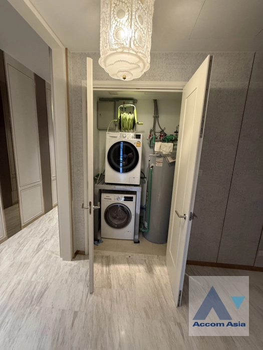 14  3 br Condominium for rent and sale in Sathorn ,Bangkok BTS Saphan Taksin at Four Seasons Private Residences AA42122