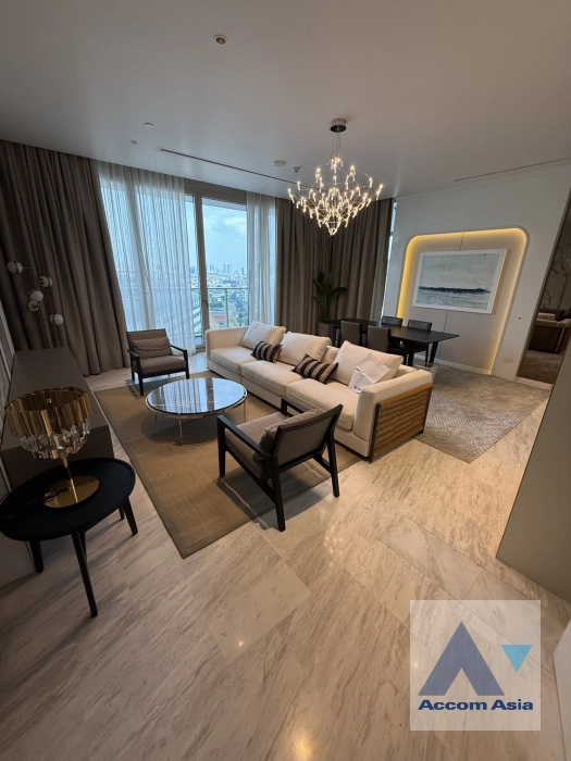 Luxury |  Four Seasons Private Residences Condominium  3 Bedroom for Sale & Rent BTS Saphan Taksin in Sathorn Bangkok