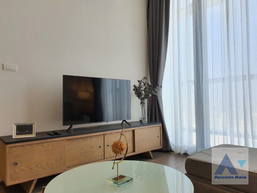 unit 1 Bedroom  Condominium For Rent in Sukhumvit, Bangkok  near BTS Phrom Phong (AA42127)