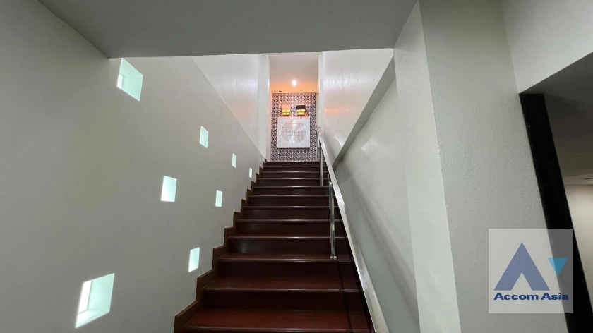 18  5 br House for rent and sale in Sukhumvit ,Bangkok BTS Phrom Phong AA42137