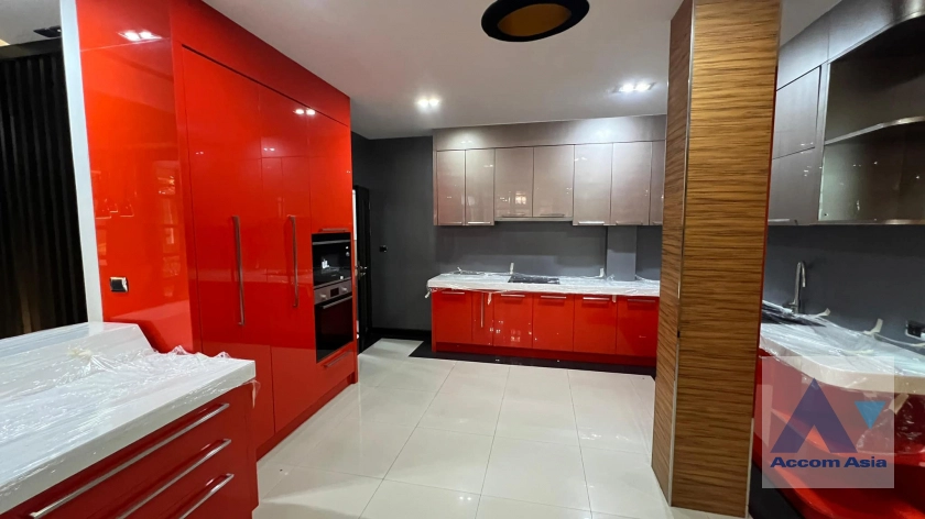7  5 br House for rent and sale in Sukhumvit ,Bangkok BTS Phrom Phong AA42137