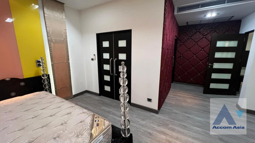 21  5 br House for rent and sale in Sukhumvit ,Bangkok BTS Phrom Phong AA42137