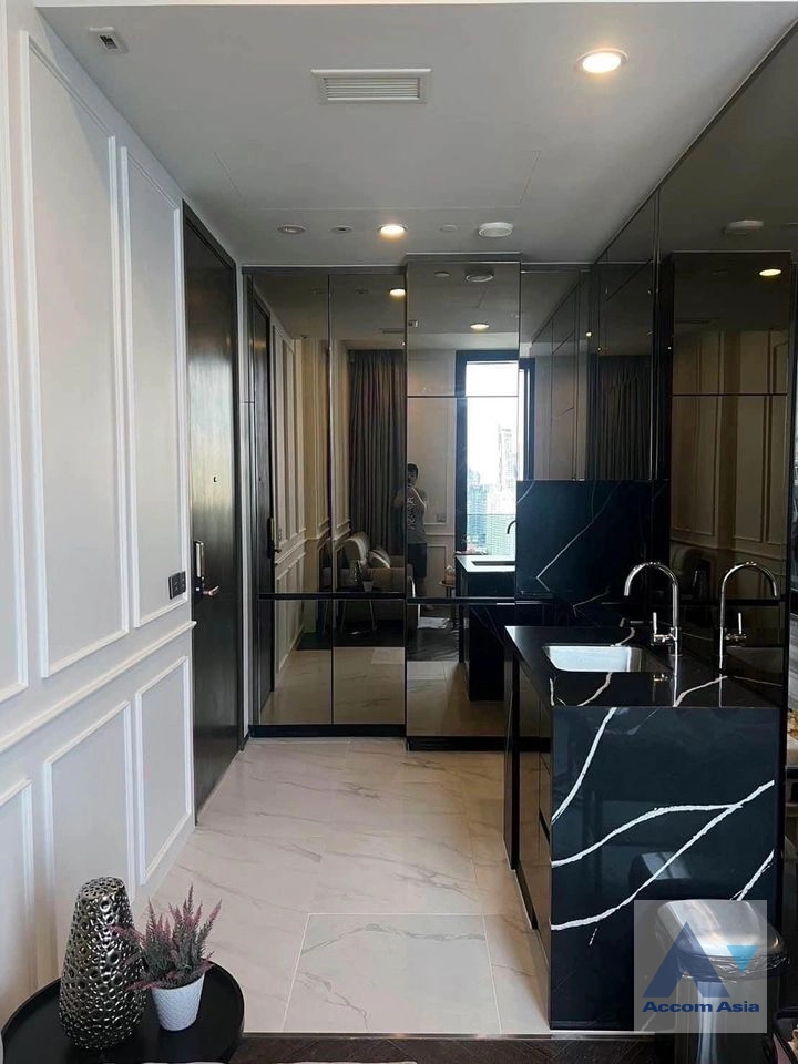 unit 1 Bedroom  Condominium For Rent in Sukhumvit, Bangkok  near BTS Thong Lo (AA42142)