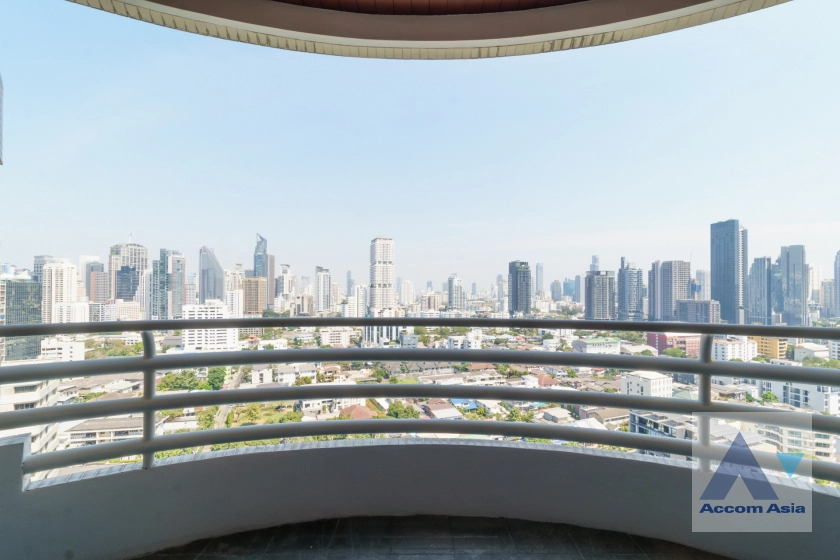 10  4 br Condominium For Rent in Sukhumvit ,Bangkok BTS Phrom Phong at Ruamsuk Condominium AA42145