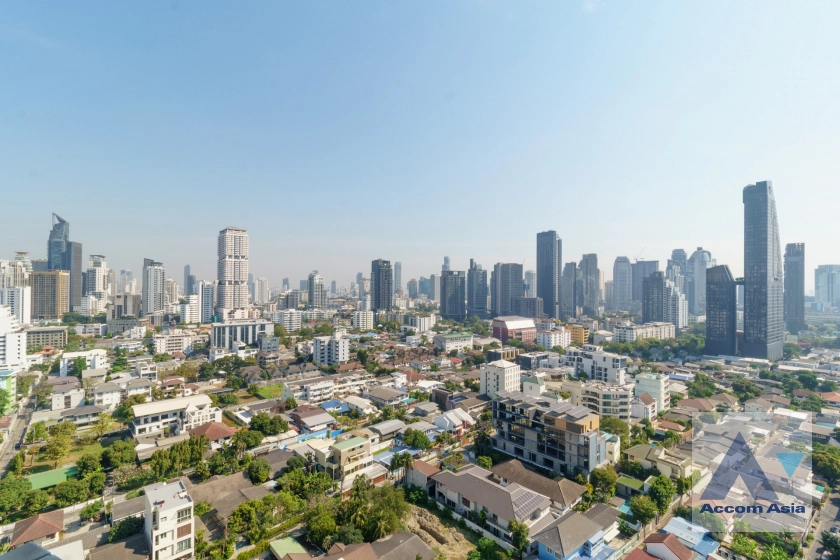 14  4 br Condominium For Rent in Sukhumvit ,Bangkok BTS Phrom Phong at Ruamsuk Condominium AA42145