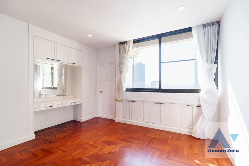 28  4 br Condominium For Rent in Sukhumvit ,Bangkok BTS Phrom Phong at Ruamsuk Condominium AA42145