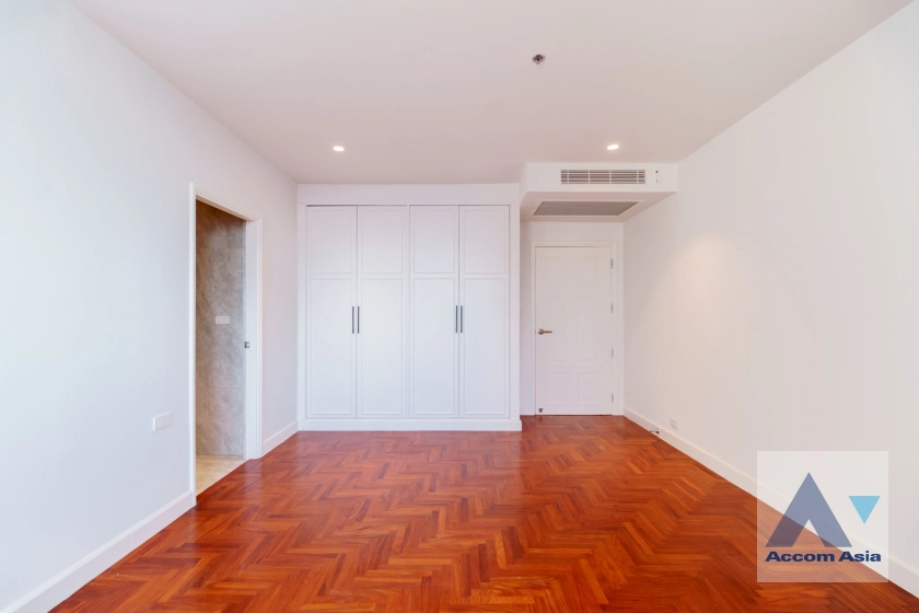 31  4 br Condominium For Rent in Sukhumvit ,Bangkok BTS Phrom Phong at Ruamsuk Condominium AA42145