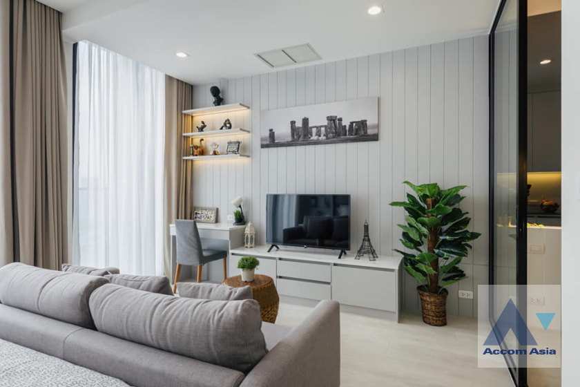 unitFully Furnished |  1 Bedroom  Condominium For Rent in Ploenchit, Bangkok  near BTS Ploenchit (AA42150)