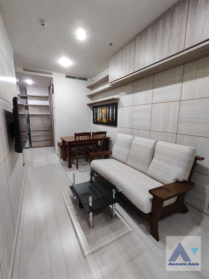  Noble Ploenchit Condominium  1 Bedroom for Rent BTS Ploenchit in Ploenchit Bangkok