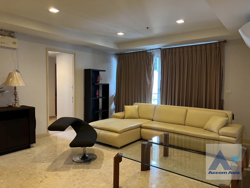 unit 3 Bedrooms  Condominium For Rent & Sale in Sukhumvit, Bangkok  near BTS Ekkamai (AA42164)