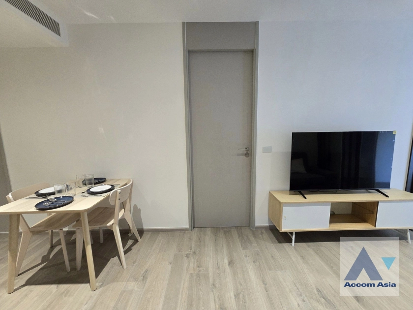 unit 2 Bedrooms  Condominium For Rent & Sale in Sukhumvit, Bangkok  near BTS Asok (AA42173)
