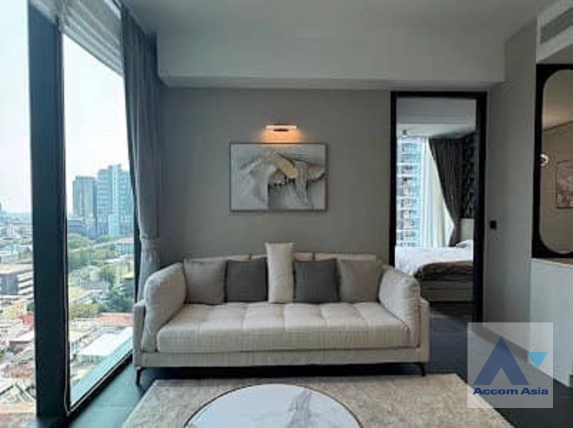 unitFully Furnished, Pet friendly |  2 Bedrooms  Condominium For Rent & Sale in Sathorn, Bangkok  near BTS Chong Nonsi (AA42180)