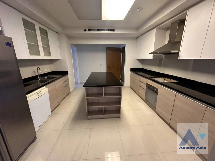  1  4 br Apartment For Rent in Sathorn ,Bangkok BTS Chong Nonsi at Kid Friendly Place Short Walk to Nang Linchi Road AA42183
