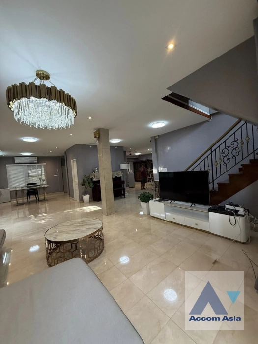 Fully Furnished |  Moo Baan Tararom  House  2 Bedroom for Rent ARL Ramkhamhaeng in Latphrao Bangkok