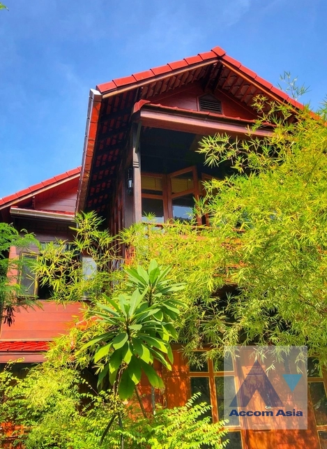 unit 3 Bedrooms  House For Rent in Dusit, Bangkok  (AA42215)