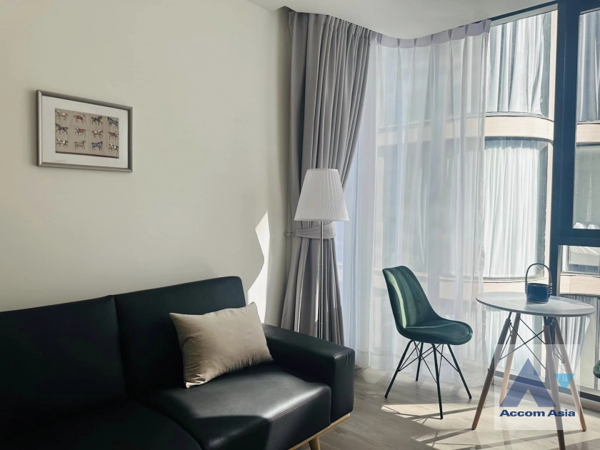 unit 2 Bedrooms  Condominium For Rent in Sukhumvit, Bangkok  near BTS Asok (AA42227)