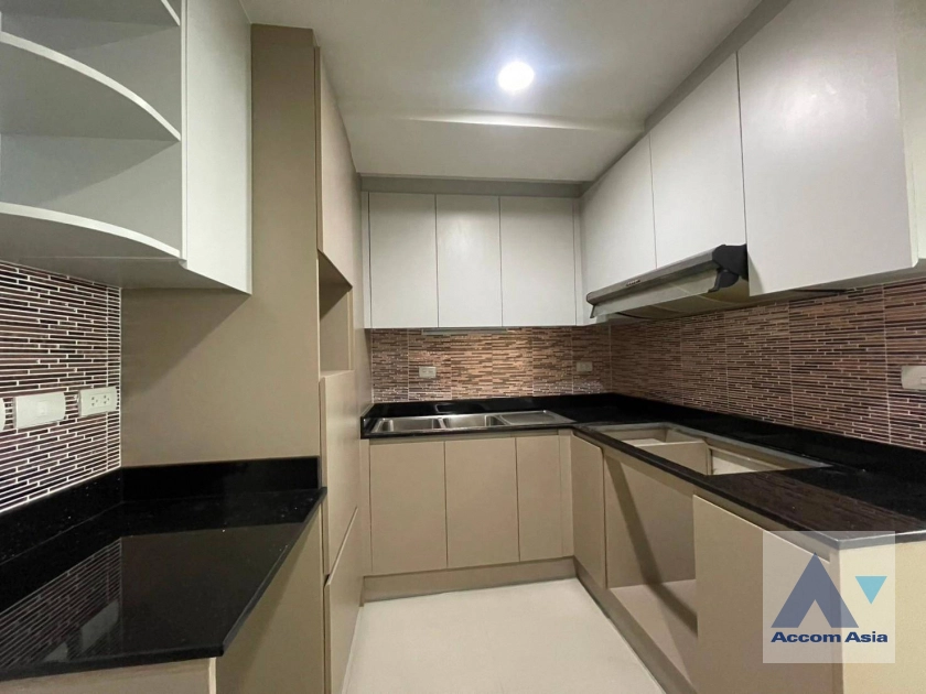 5  3 br Apartment For Rent in Sukhumvit ,Bangkok BTS Asok - MRT Sukhumvit at Perfect Apartment for Big Family, Prime Location Near Main Street AA42231