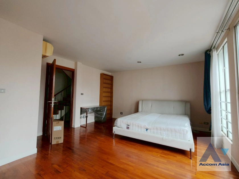 10  4 br House for rent and sale in Sukhumvit ,Bangkok BTS Thong Lo at Baan Klang Krung Thonglor AA42239