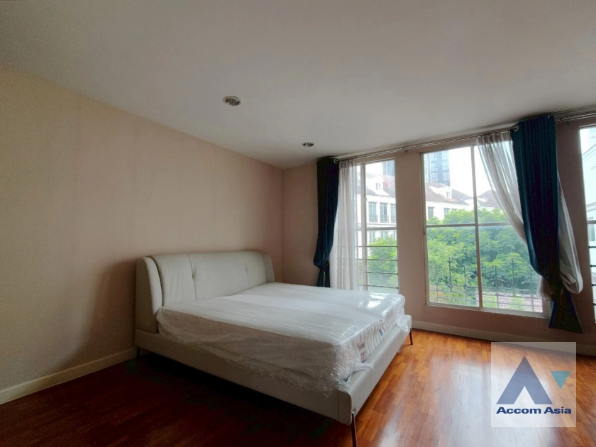 11  4 br House for rent and sale in Sukhumvit ,Bangkok BTS Thong Lo at Baan Klang Krung Thonglor AA42239